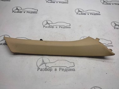 Накладка передней стойки MERCEDES-BENZ M-класс W164 (2005 - 2008) — Разборка Мерседес