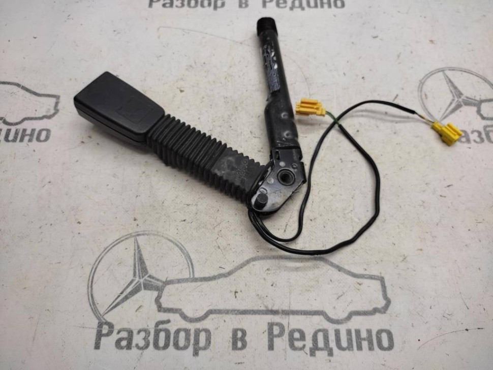 Замок ремня безопасности MERCEDES-BENZ M-класс W164 (2005 - 2008) фото 1 — Разборка Мерседес