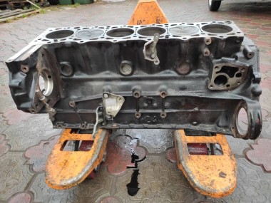 Шорт Блок MERCEDES-BENZ W124 W124/S124/C124/A124 (1984 - 1993) — Разборка Мерседес