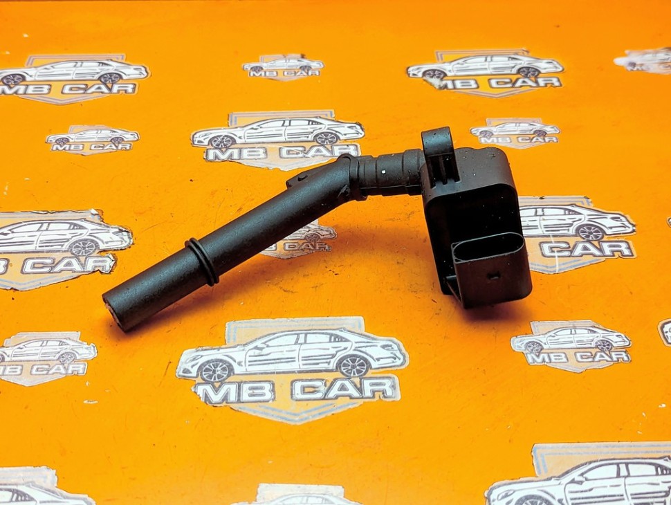 Катушка зажигания MERCEDES-BENZ C-класс W205/S205/C205/A205 рестайлинг (2018 - 2023) фото 1 &mdash; Разборка Мерседес