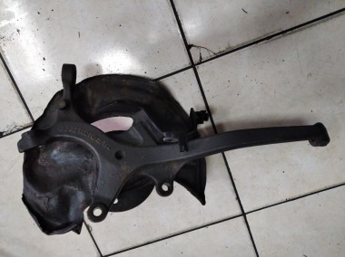 Кулак поворотный передний левый MERCEDES-BENZ CLK-класс C208/W208 (1997 - 2000) — Разборка Мерседес