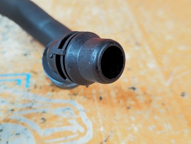 Трубка ОЖ MERCEDES-BENZ C-класс W205/S205/C205/A205 (2014 - 2018) &mdash; Разборка Мерседес