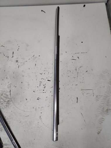 Молдинг стекла двери MERCEDES-BENZ S-класс W220 рестайлинг (2002 - 2005) — Разборка Мерседес