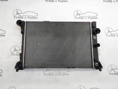 Радиатор MERCEDES-BENZ C-класс W204/S204 (2006 - 2011) — Разборка Мерседес