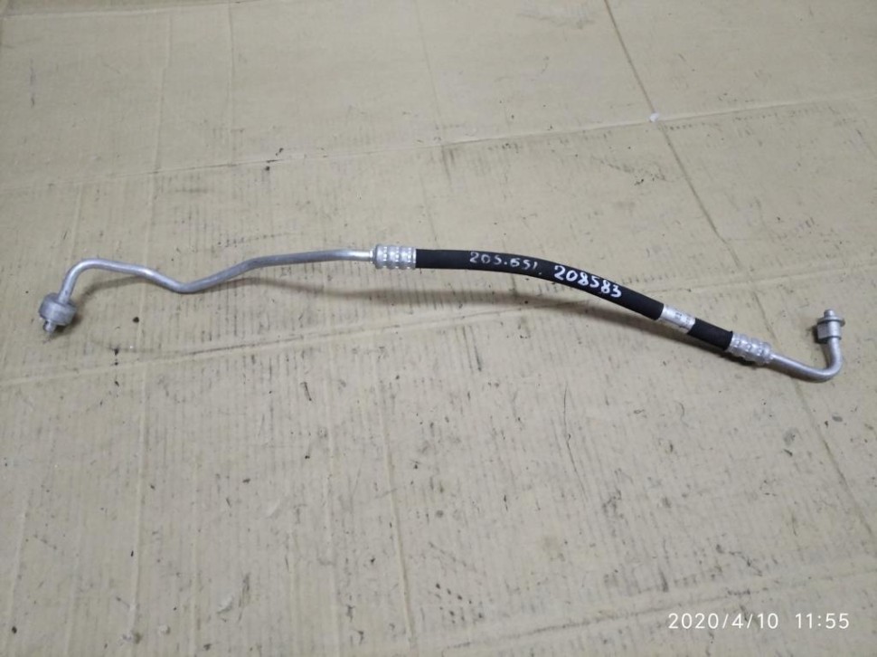 Трубка кондиционера MERCEDES-BENZ C-класс W205/S205/C205/A205 (2014 - 2018) фото 1 — Разборка Мерседес