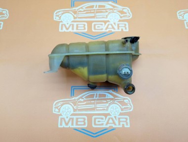 Бачок расширительный MERCEDES-BENZ W124 W124/S124/C124/A124 (1984 - 1993) — Разборка Мерседес