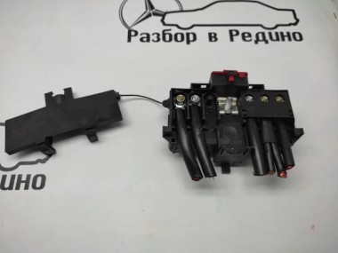 Блок предохранителей MERCEDES-BENZ C-класс W203/S203/CL203 (2000 - 2004) — Разборка Мерседес