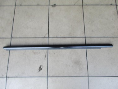 Молдинг стекла двери MERCEDES-BENZ E-класс W211/S211 (2002 - 2006) — Разборка Мерседес