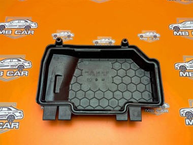 Крышка блока предохранителей MERCEDES-BENZ C-класс AMG W205/S205/C205/A205 (2014 - 2018) — Разборка Мерседес
