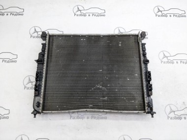Радиатор MERCEDES-BENZ R-класс W251 (2005 - 2007) — Разборка Мерседес
