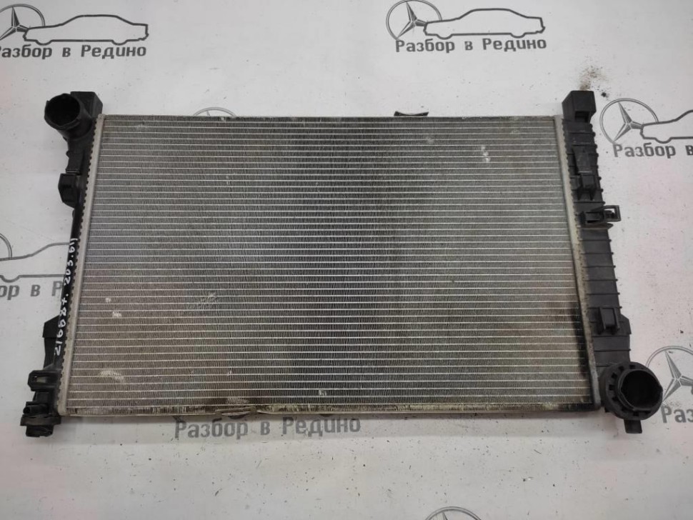 Радиатор MERCEDES-BENZ C-класс W203/S203/CL203 (2000 - 2004) фото 1 — Разборка Мерседес