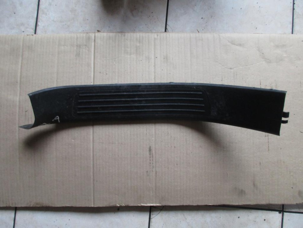 Накладка порога внутренняя MERCEDES-BENZ M-класс W166 (2011 - 2015) фото 1 — Разборка Мерседес