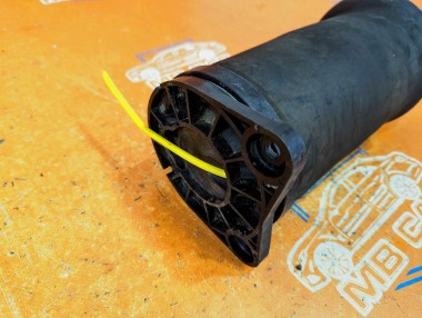 Пневмобаллон задний MERCEDES-BENZ Vito W638 (1996 - 2003) — Разборка Мерседес