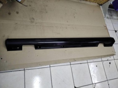 Порог пластиковый левый MERCEDES-BENZ B-класс W246 рестайлинг (2014 - 2018) — Разборка Мерседес