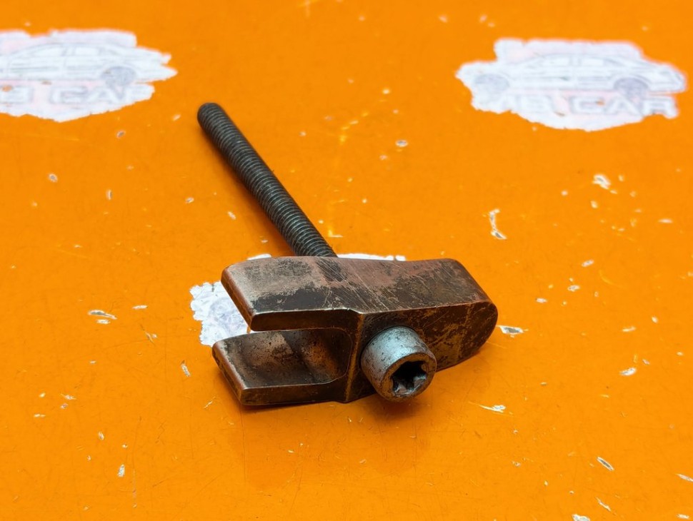 Кронштейн крепления форсунок MERCEDES-BENZ Sprinter W901-905 (1995 - 2006) фото 1 &mdash; Разборка Мерседес