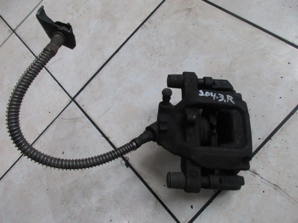 Суппорт задний правый MERCEDES-BENZ C-класс W204/S204 (2006 - 2011) фото 1 — Разборка Мерседес