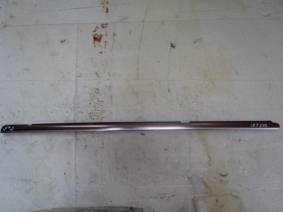 Молдинг стекла двери MERCEDES-BENZ C-класс W203/S203/CL203 рестайлинг (2004 - 2008) фото 1 &mdash; Разборка Мерседес