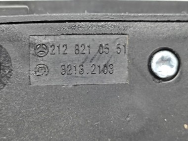 Кнопка закрытия багажника MERCEDES-BENZ GLS-класс X166 (2015 - 2019) — Разборка Мерседес