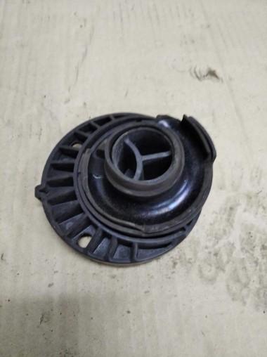 Опора задней пружины MERCEDES-BENZ C-класс AMG W205/S205/C205/A205 (2014 - 2018) — Разборка Мерседес