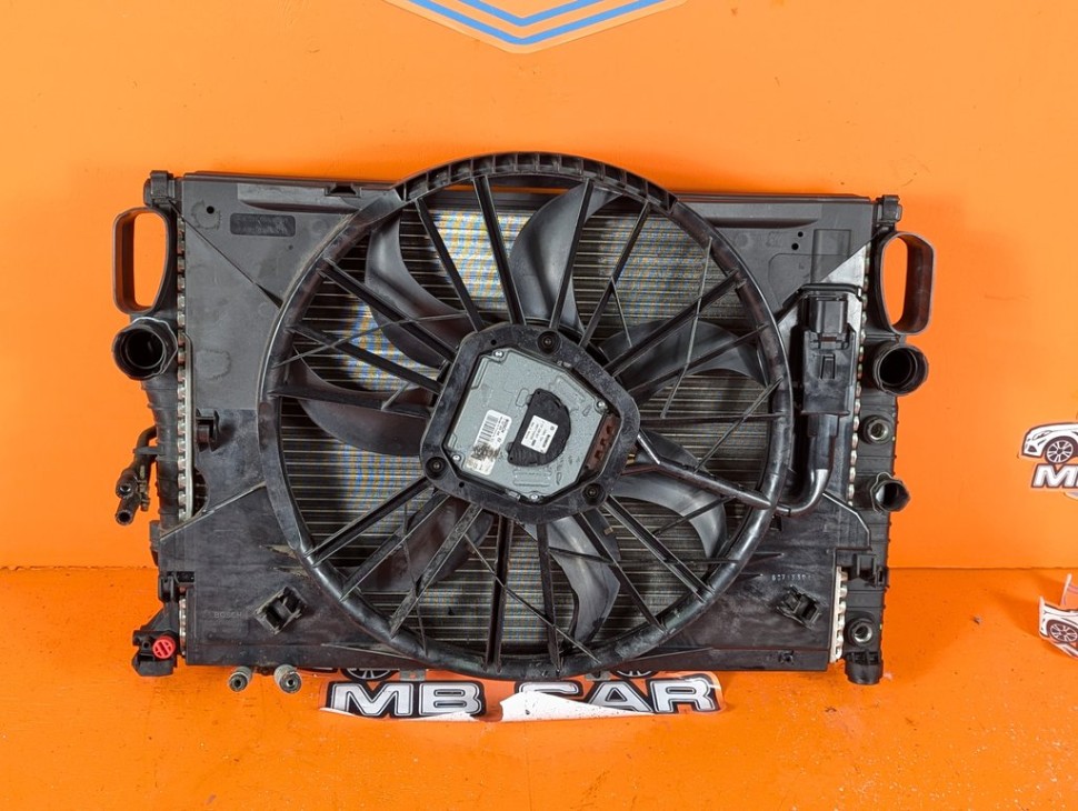 Кассета радиаторов MERCEDES-BENZ CLS-класс C219 (2004 - 2008) фото 1 &mdash; Разборка Мерседес