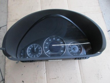 Щиток приборов MERCEDES-BENZ CLK-класс C209/A209 (2002 - 2005) — Разборка Мерседес