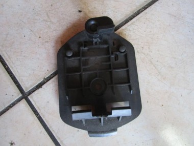 Кронштеин аварийного знака MERCEDES-BENZ E-класс W211/S211 (2002 - 2006) — Разборка Мерседес