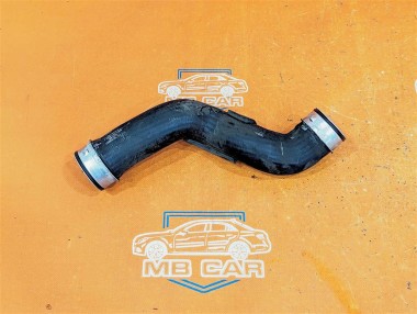 Патрубок интеркулера MERCEDES-BENZ C-класс W203/S203/CL203 рестайлинг (2004 - 2008) — Разборка Мерседес