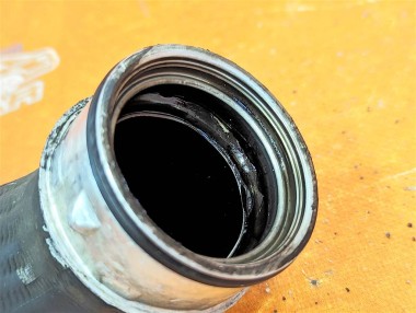 Патрубок интеркулера MERCEDES-BENZ C-класс W203/S203/CL203 рестайлинг (2004 - 2008) — Разборка Мерседес