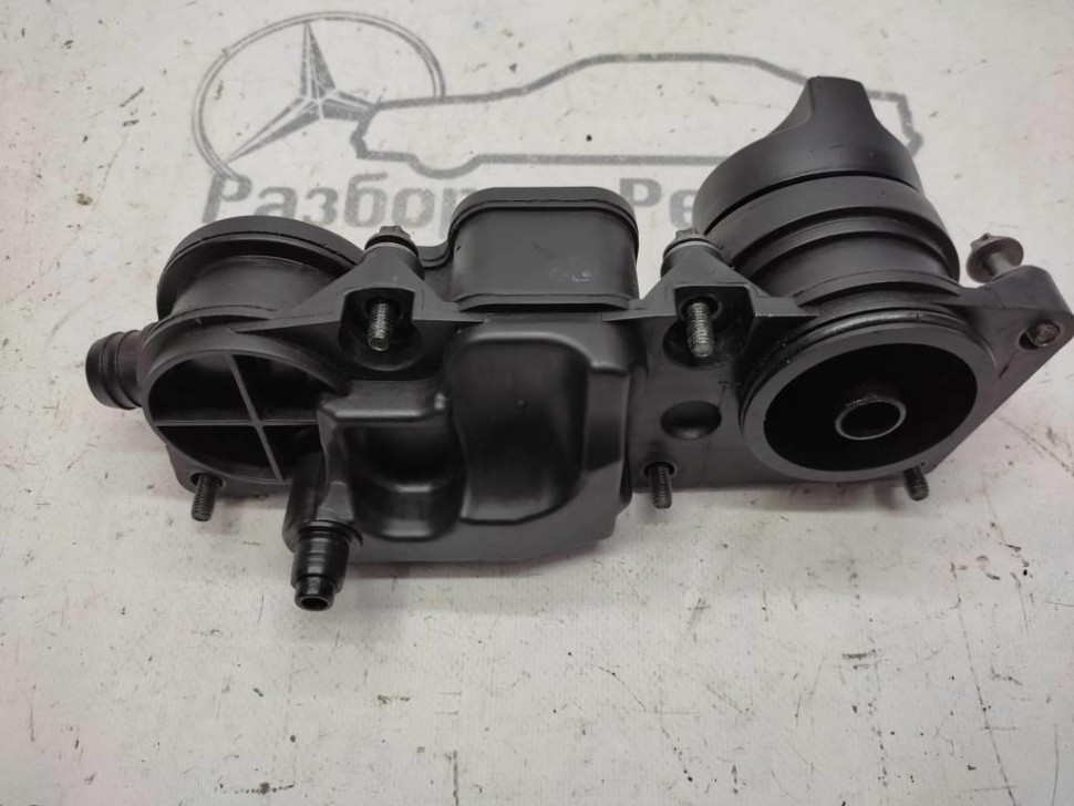 Маслозаливная горловина MERCEDES-BENZ C-класс W203/S203/CL203 (2000 - 2004) фото 1 — Разборка Мерседес