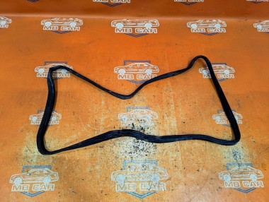 Уплотнитель крышки багажника MERCEDES-BENZ CLK-класс C208/A208 рестайлинг (1999 - 2003) — Разборка Мерседес