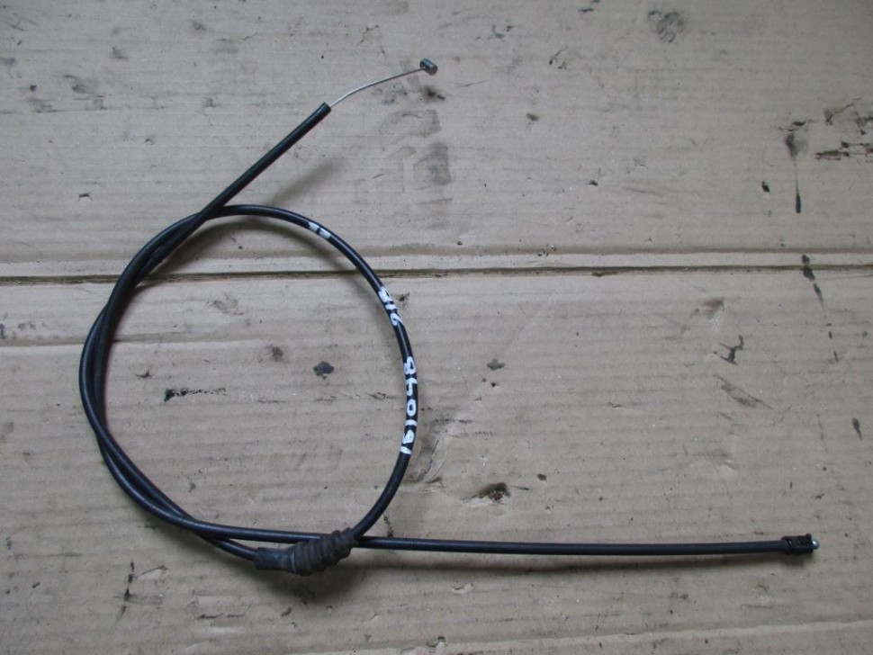 Трос капота MERCEDES-BENZ CLS-класс C218/X218 рестайлинг (2014 - 2017) фото 1 — Разборка Мерседес