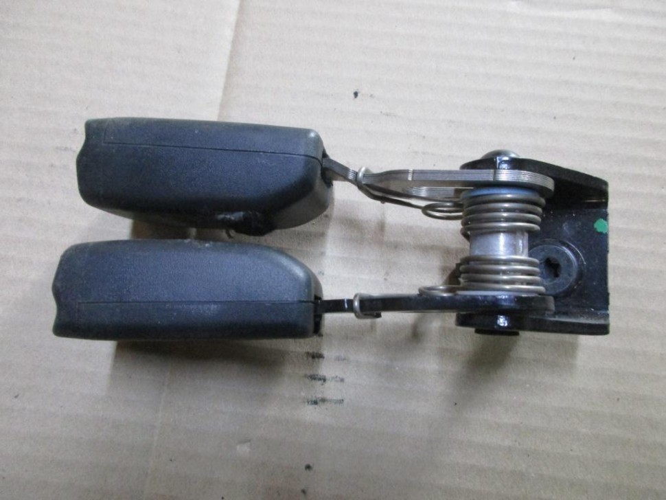 Замок ремня безопасности MERCEDES-BENZ E-класс W211/S211 (2002 - 2006) фото 1 — Разборка Мерседес
