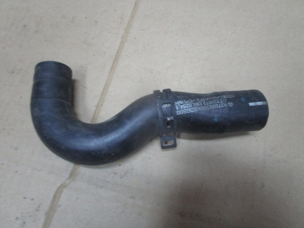 Патрубок ОЖ MERCEDES-BENZ A-класс W176 (2012 - 2015) фото 1 — Разборка Мерседес