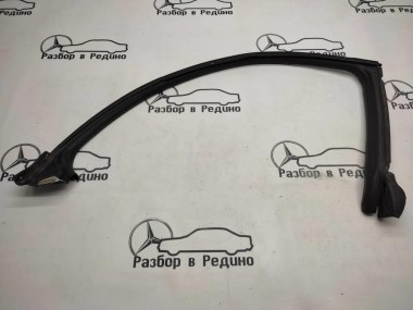 Уплотнитель стекла двери MERCEDES-BENZ CLS-класс C219 (2004 - 2008) — Разборка Мерседес