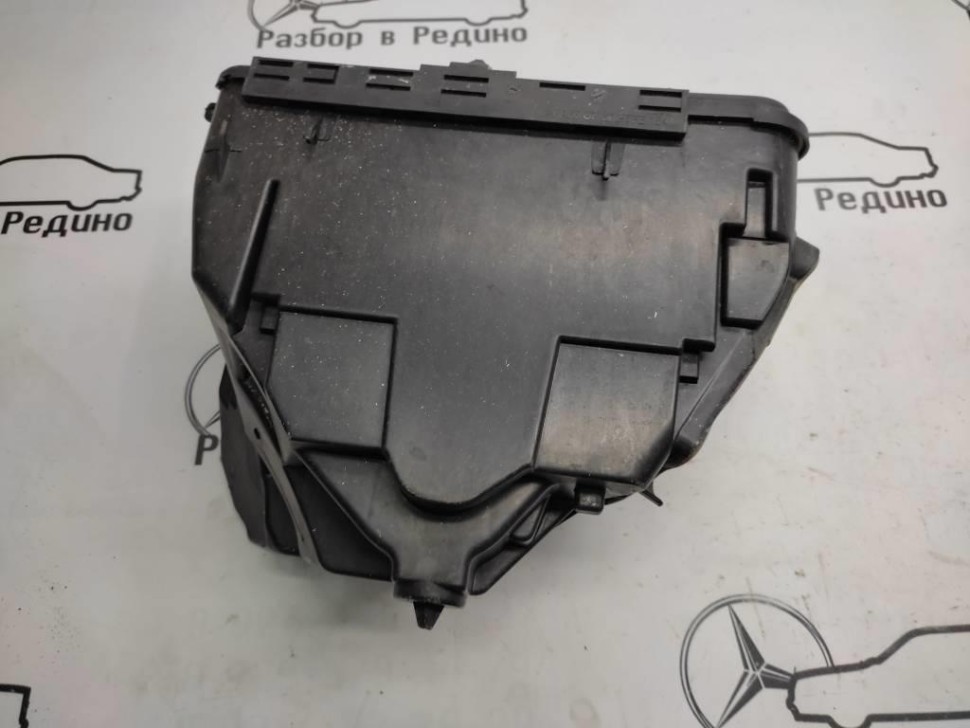 Корпус блока предохранителей MERCEDES-BENZ E-класс W211/S211 (2002 - 2006) фото 1 — Разборка Мерседес