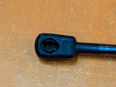 Амортизатор крышки багажника MERCEDES-BENZ M-класс W163 рестайлинг (2001 - 2005) — Разборка Мерседес