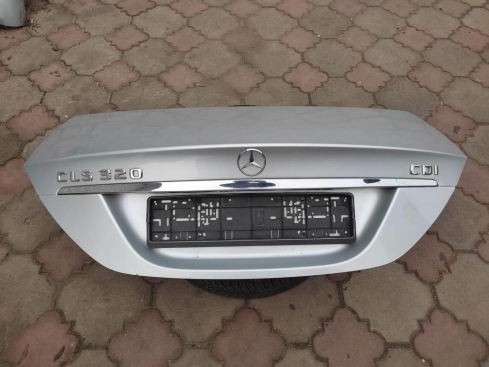 Крышка багажника MERCEDES-BENZ CLS-класс C219 (2004 - 2008) фото 1 — Разборка Мерседес