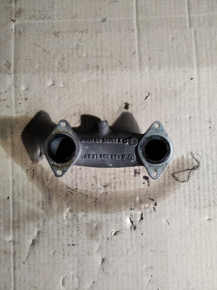 Трубка наддува воздуха MERCEDES-BENZ M-класс W163 рестайлинг (2001 - 2005) фото 1 — Разборка Мерседес