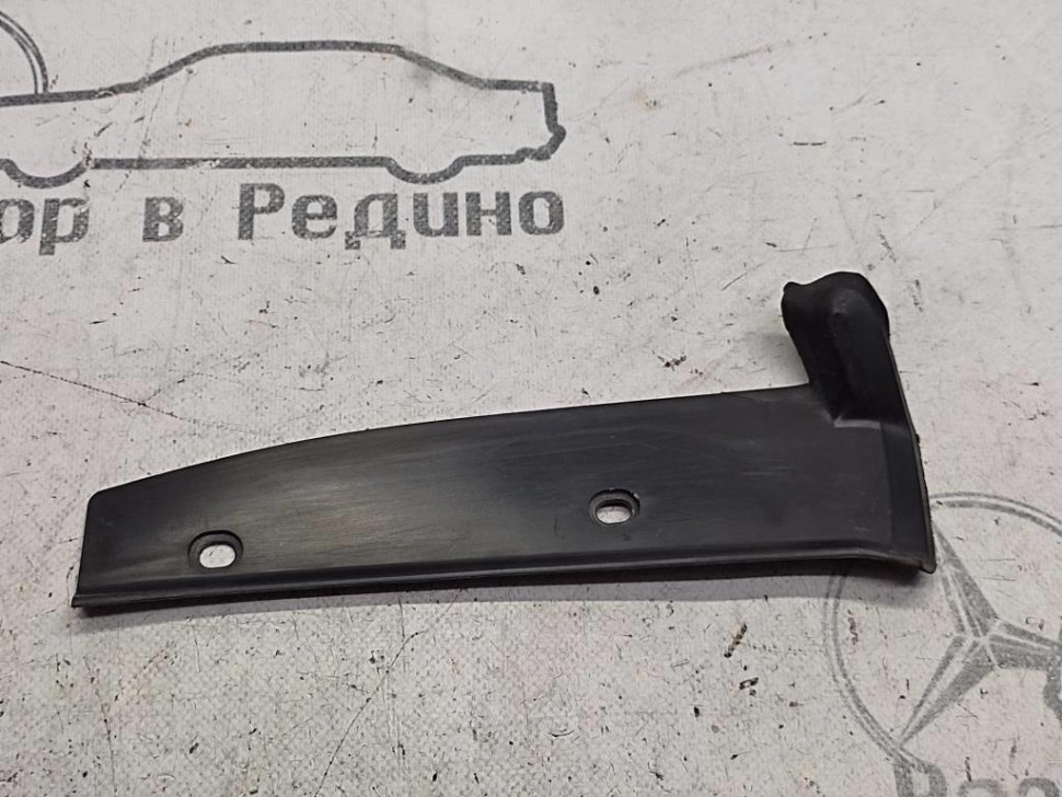 Накладка MERCEDES-BENZ CLK-класс C208/A208 рестайлинг (1999 - 2003) фото 1 &mdash; Разборка Мерседес