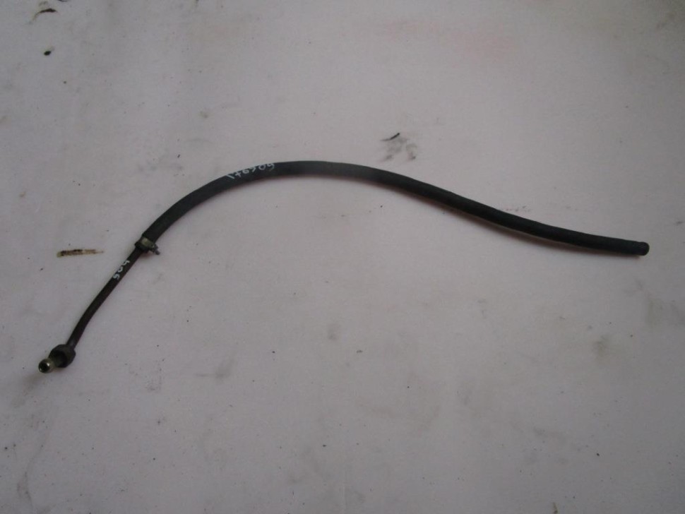 Трубка ГУРа MERCEDES-BENZ Sprinter W901-905 (1995 - 2006) фото 1 — Разборка Мерседес