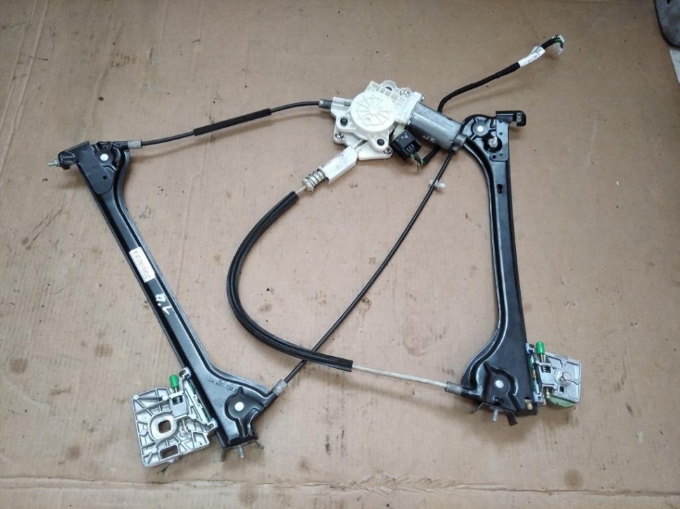 Стеклоподъемник передний левый MERCEDES-BENZ SLK-класс R171 (2004 - 2008) фото 1 — Разборка Мерседес