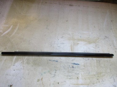 Молдинг стекла двери MERCEDES-BENZ E-класс W211/S211 (2002 - 2006) — Разборка Мерседес