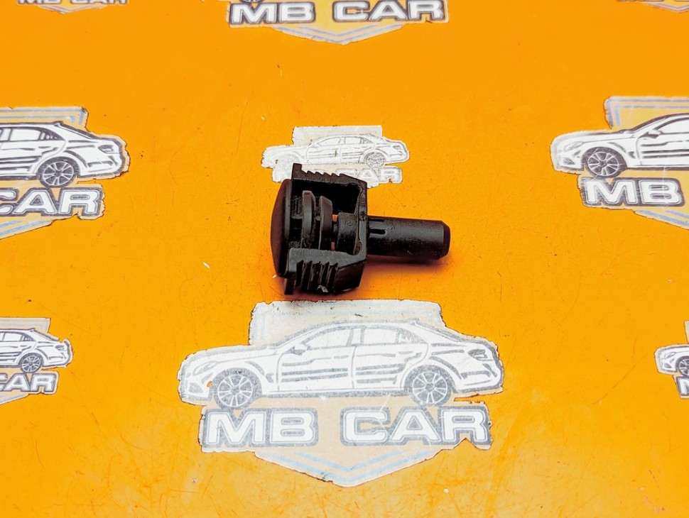 Клипса радиатора MERCEDES-BENZ C-класс W203/S203/CL203 (2000 - 2004) фото 1 — Разборка Мерседес