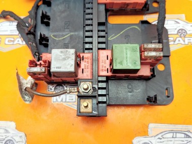 Блок предохранителей MERCEDES-BENZ M-класс W163 (1997 - 2001) &mdash; Разборка Мерседес