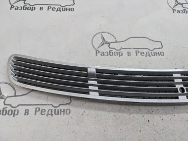Решетка капота MERCEDES-BENZ E-класс W211/S211 (2002 - 2006) — Разборка Мерседес
