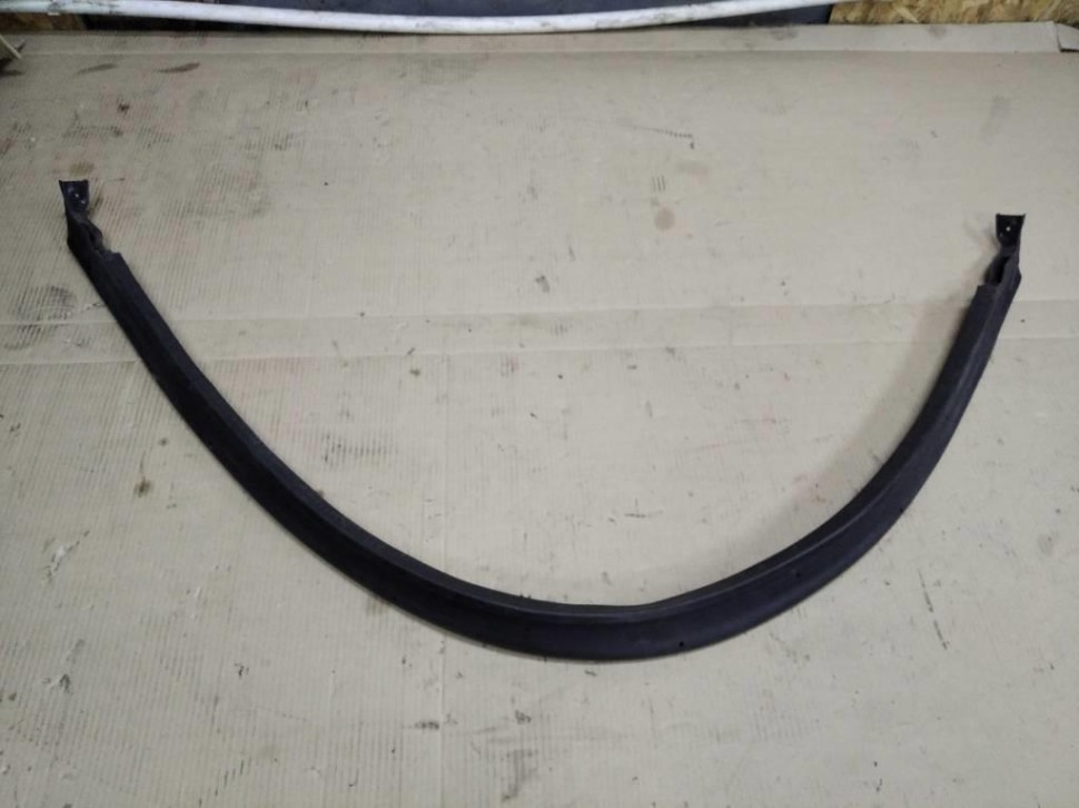 Уплотнитель моторного отсека MERCEDES-BENZ V-класс W447 (2014 - 2025) фото 1 — Разборка Мерседес