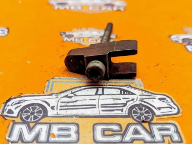 Кронштейн крепления форсунок MERCEDES-BENZ E-класс W210/S210 рестайлинг (1999 - 2003) &mdash; Разборка Мерседес