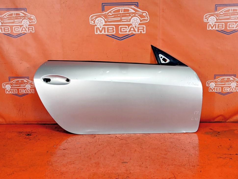 Дверь передняя правая MERCEDES-BENZ SLK-класс R171 (2004 - 2008) фото 1 &mdash; Разборка Мерседес