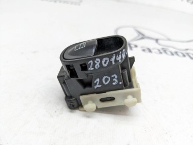 Кнопка стеклоподъемников MERCEDES-BENZ C-класс W203/S203/CL203 (2000 - 2004) — Разборка Мерседес