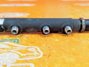 Рампа топливная MERCEDES-BENZ V-класс W639 (2003 - 2014) — Разборка Мерседес